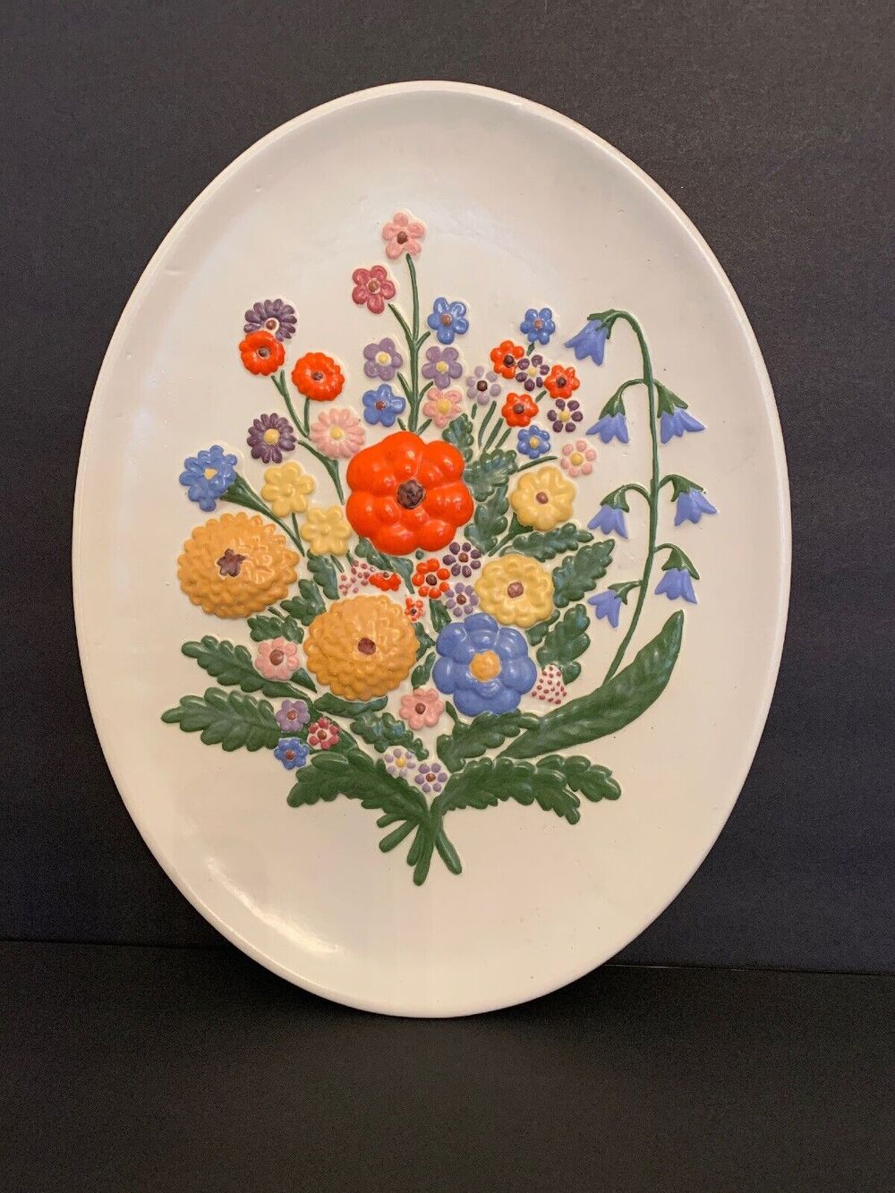 Midcentury Oval Wall Plate Raised Design Floral Wildflower Bouquet Kitchsy